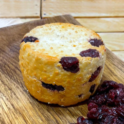 Chudobski ser wędzony z żurawiną